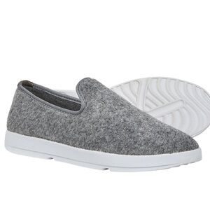 ISLAND SURF ⭐️ COMPANY  Fom shoes